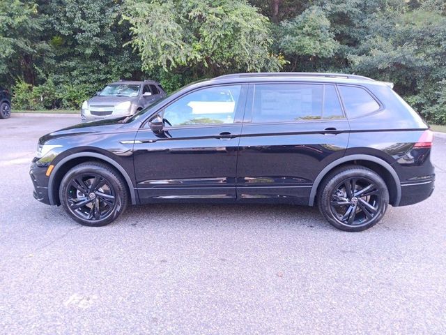 2024 Volkswagen Tiguan SE R-Line Black