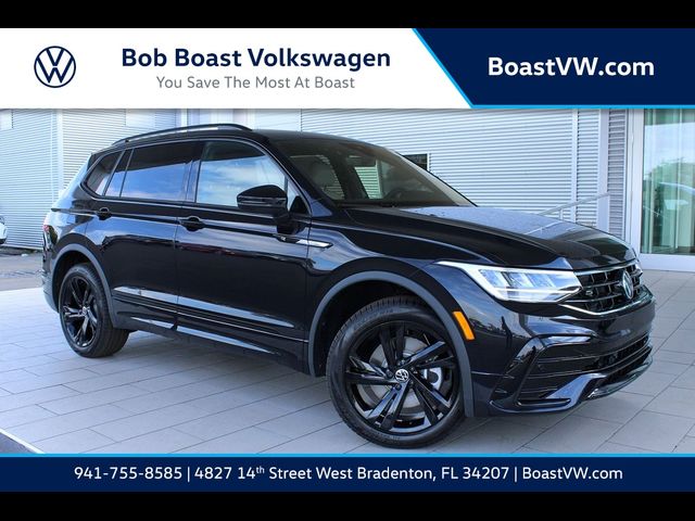 2024 Volkswagen Tiguan SE R-Line Black