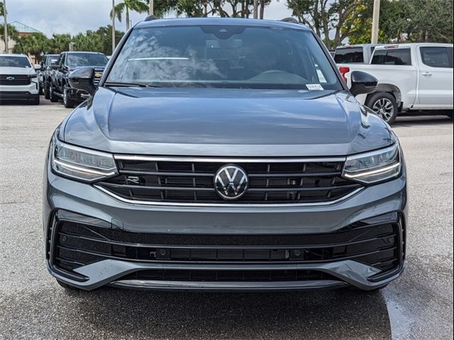 2024 Volkswagen Tiguan/Taos SE R-Line Black