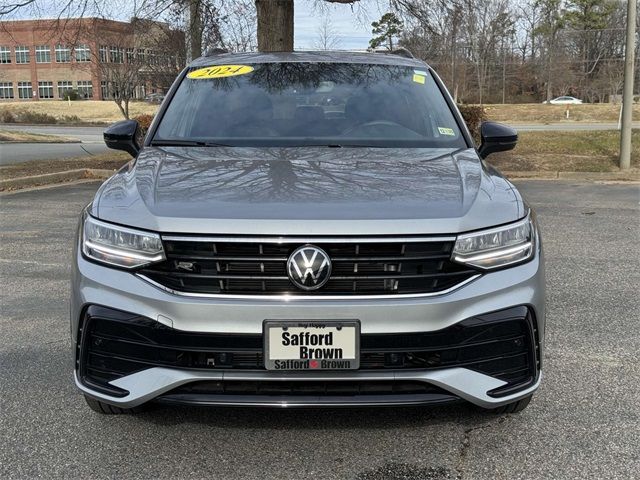 2024 Volkswagen Tiguan SE R-Line Black