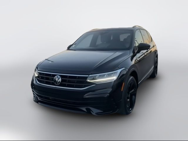 2024 Volkswagen Tiguan SE R-Line Black