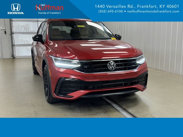 2024 Volkswagen Tiguan SE R-Line Black