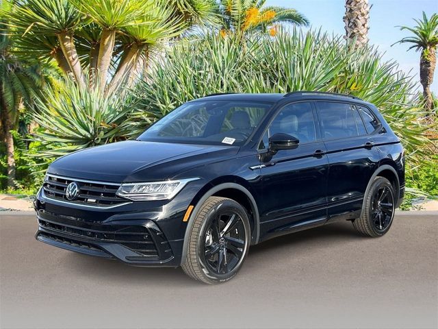 2024 Volkswagen Tiguan SE R-Line Black