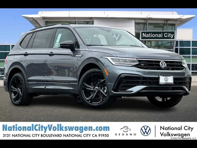 2024 Volkswagen Tiguan SE R-Line Black