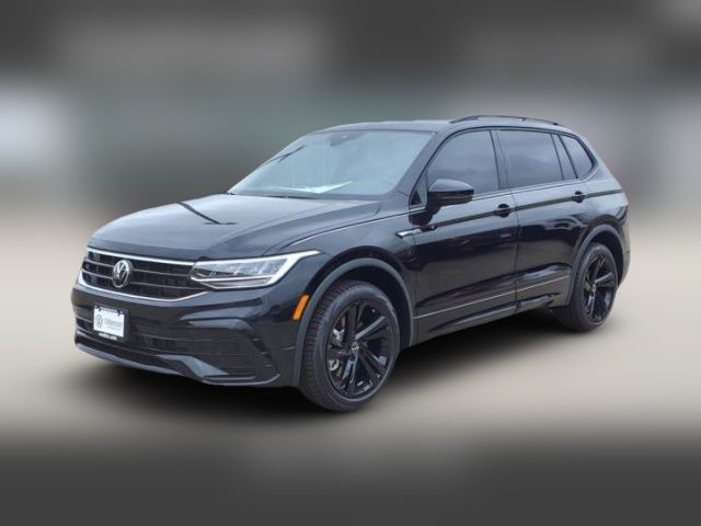 2024 Volkswagen Tiguan SE R-Line Black