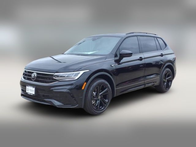 2024 Volkswagen Tiguan SE R-Line Black