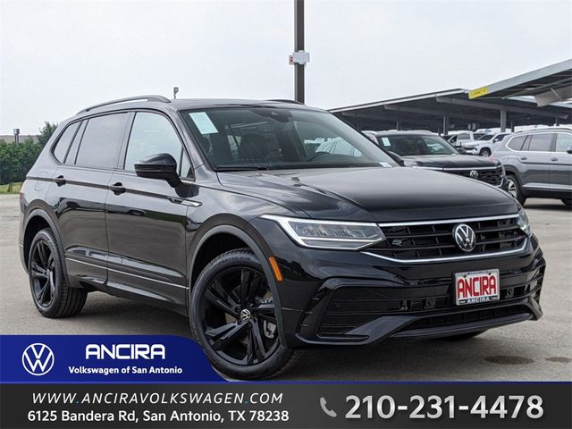 2024 Volkswagen Tiguan SE R-Line Black