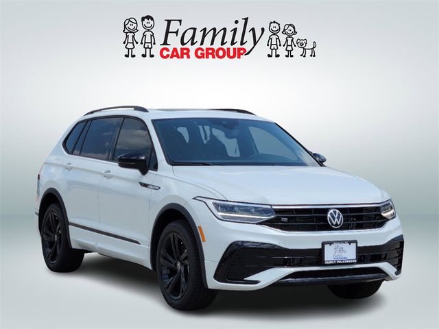 2024 Volkswagen Tiguan SE R-Line Black