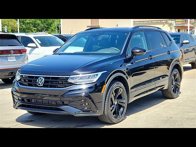 2024 Volkswagen Tiguan SE R-Line Black