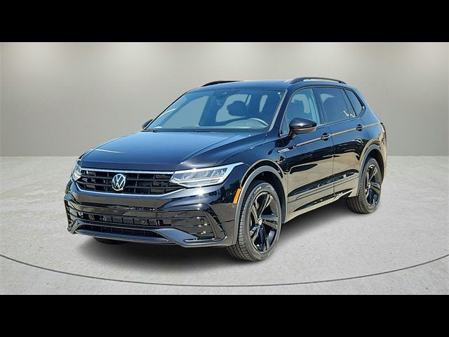 2024 Volkswagen Tiguan SE R-Line Black