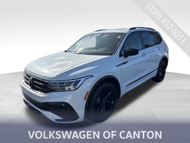 2024 Volkswagen Tiguan SE R-Line Black