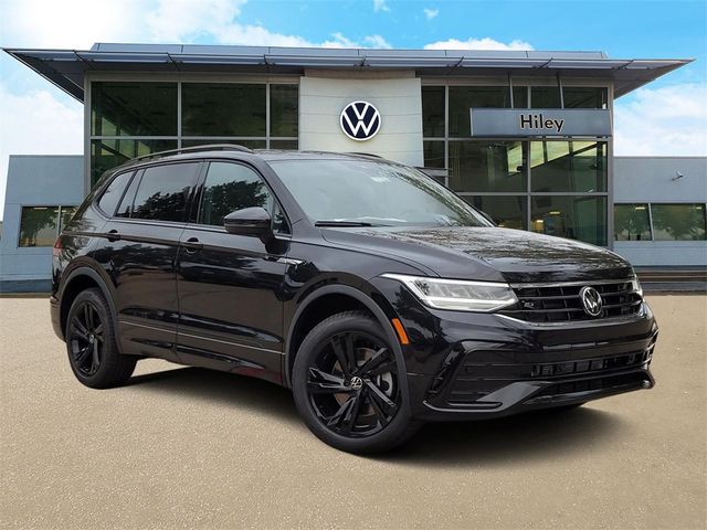 2024 Volkswagen Tiguan SE R-Line Black