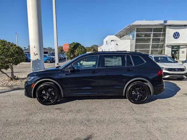 2024 Volkswagen Tiguan SE R-Line Black