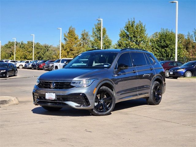 2024 Volkswagen Tiguan SE R-Line Black