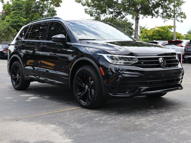 2024 Volkswagen Tiguan SE R-Line Black