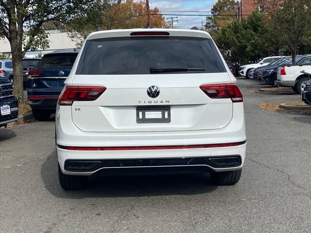 2024 Volkswagen Tiguan SE R-Line Black