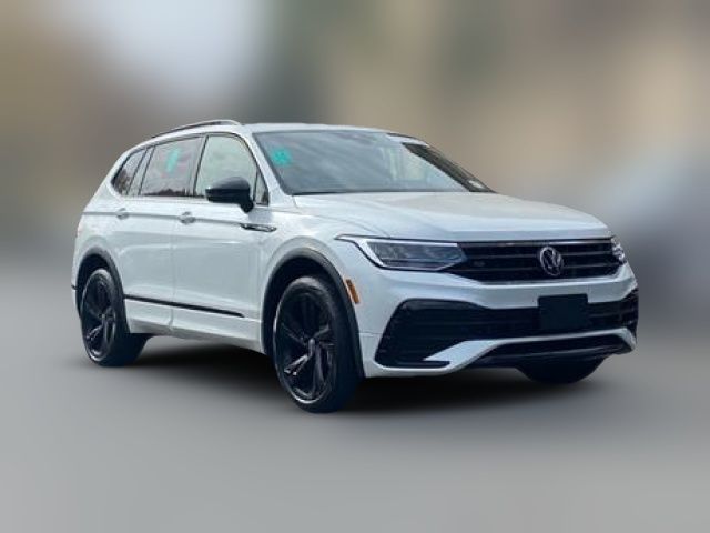 2024 Volkswagen Tiguan SE R-Line Black