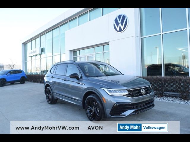 2024 Volkswagen Tiguan SE R-Line Black