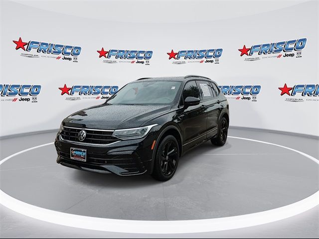 2024 Volkswagen Tiguan SE R-Line Black