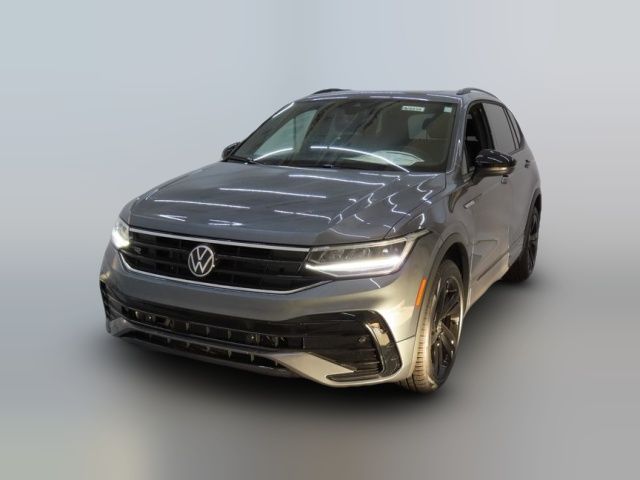 2024 Volkswagen Tiguan SE R-Line Black