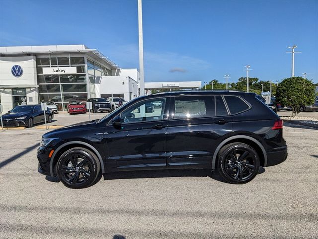 2024 Volkswagen Tiguan SE R-Line Black