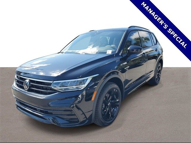 2024 Volkswagen Tiguan SE R-Line Black