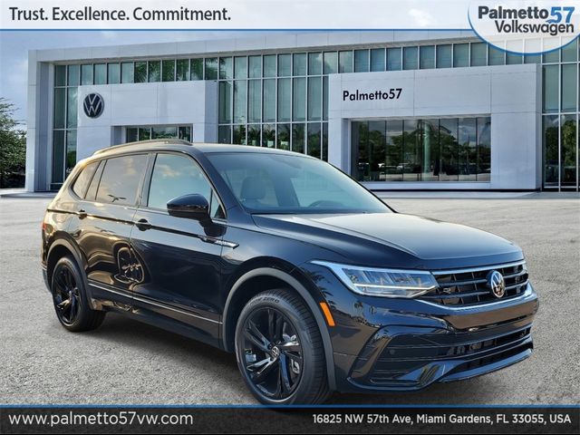 2024 Volkswagen Tiguan SE R-Line Black