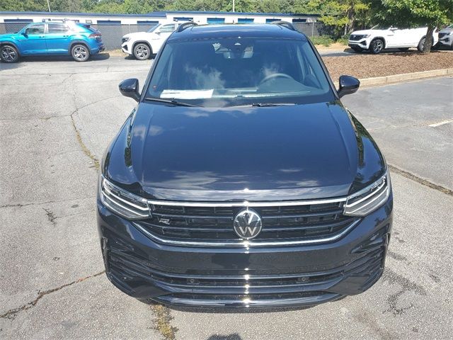 2024 Volkswagen Tiguan SE R-Line Black