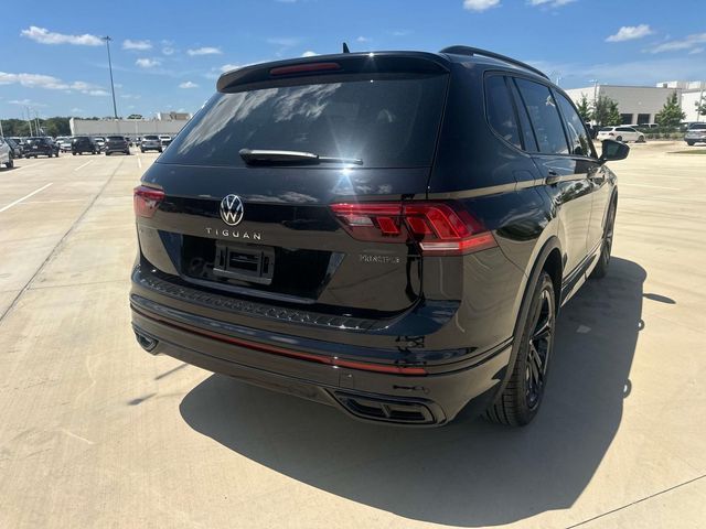 2024 Volkswagen Tiguan SE R-Line Black