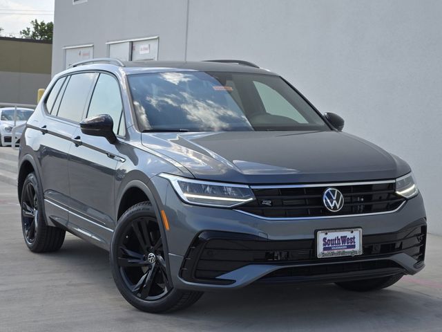 2024 Volkswagen Tiguan SE R-Line Black