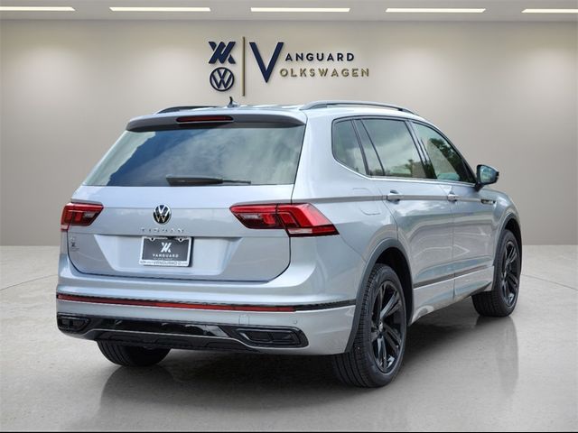 2024 Volkswagen Tiguan SE R-Line Black