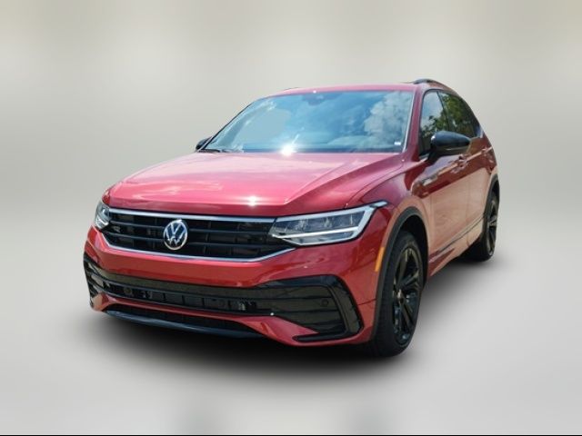 2024 Volkswagen Tiguan SE R-Line Black