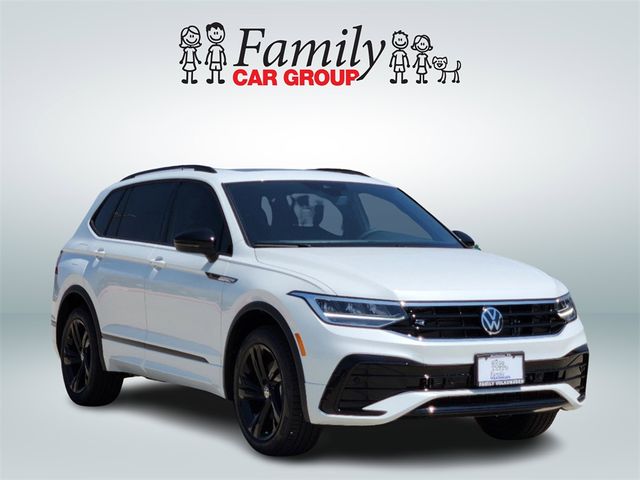 2024 Volkswagen Tiguan SE R-Line Black