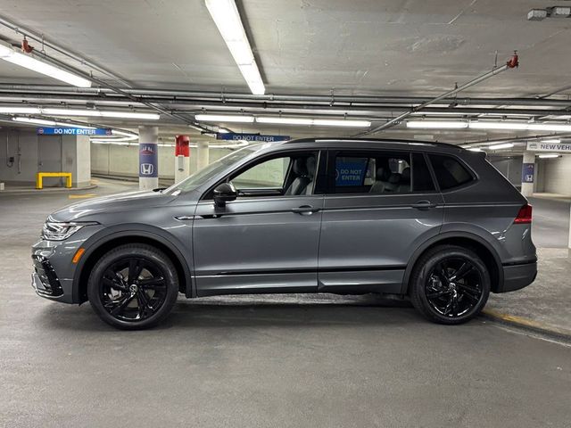 2024 Volkswagen Tiguan SE R-Line Black