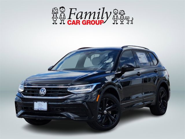 2024 Volkswagen Tiguan SE R-Line Black