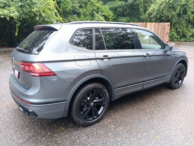 2024 Volkswagen Tiguan SE R-Line Black