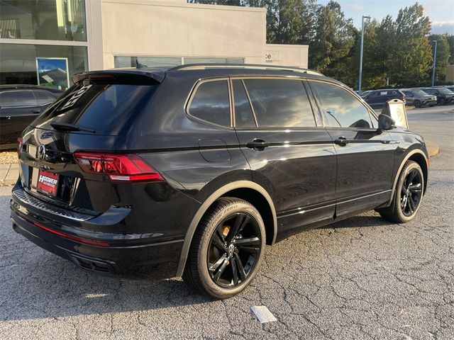 2024 Volkswagen Tiguan/Taos SE R-Line Black