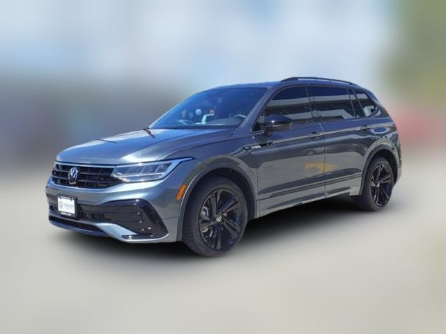 2024 Volkswagen Tiguan SE R-Line Black