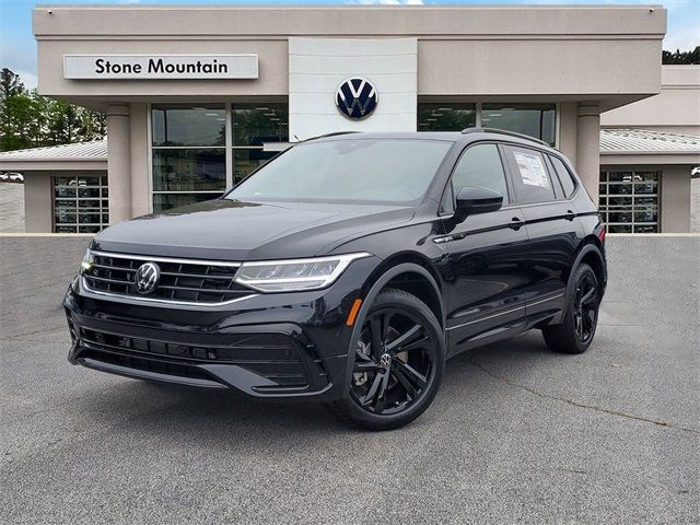 2024 Volkswagen Tiguan SE R-Line Black