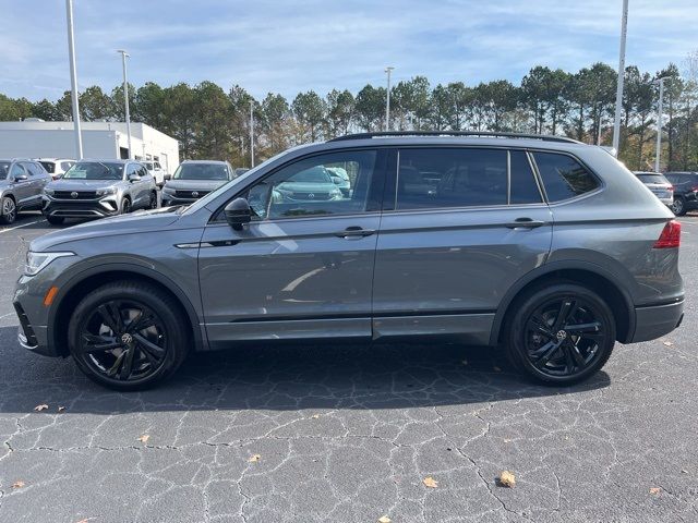 2024 Volkswagen Tiguan SE R-Line Black