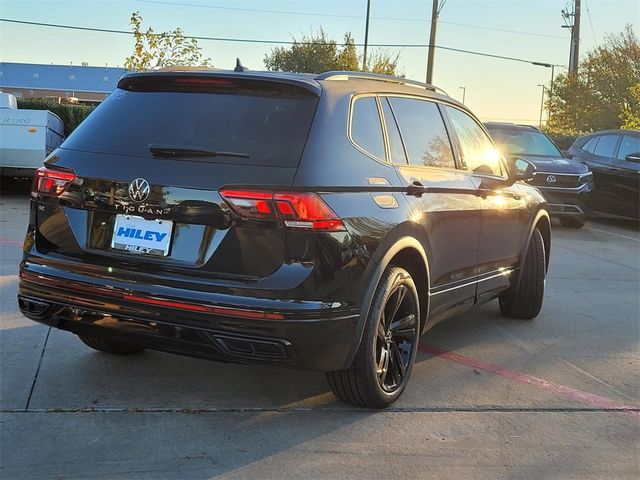 2024 Volkswagen Tiguan SE R-Line Black