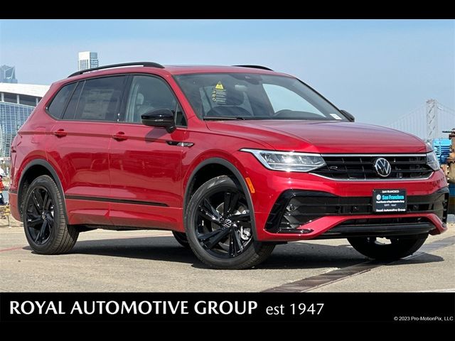 2024 Volkswagen Tiguan SE R-Line Black