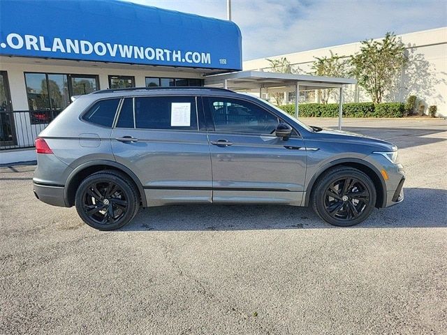 2024 Volkswagen Tiguan SE R-Line Black