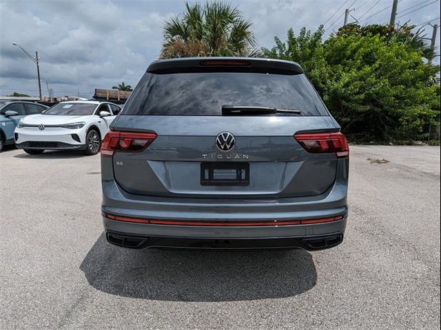 2024 Volkswagen Tiguan SE R-Line Black