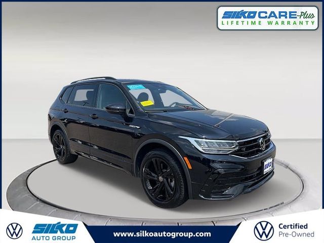 2024 Volkswagen Tiguan SE R-Line Black