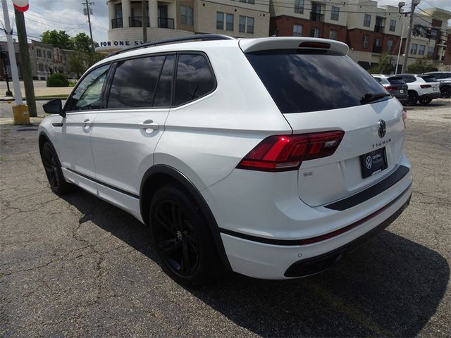 2024 Volkswagen Tiguan SE R-Line Black