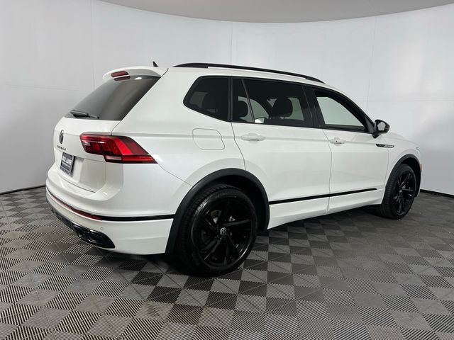 2024 Volkswagen Tiguan/Taos SE R-Line Black