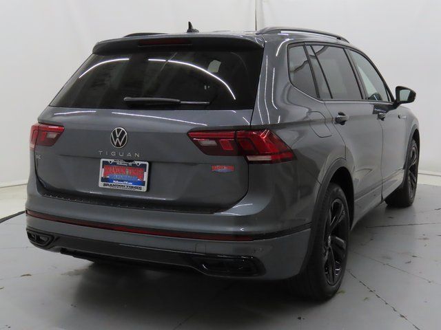 2024 Volkswagen Tiguan SE R-Line Black