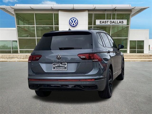 2024 Volkswagen Tiguan SE R-Line Black