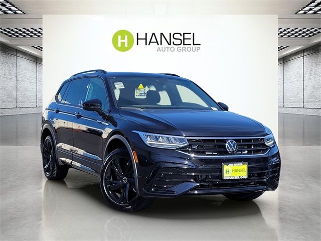 2024 Volkswagen Tiguan SE R-Line Black